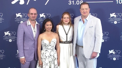 2022-09-04_-_Venice_2022_-_The_Whale_Photocall_mp40075.jpg