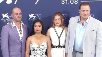 2022-09-04_-_Venice_2022_-_The_Whale_Photocall_mp40090.jpg