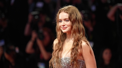 2022-09-04_-_Venice_2022_-_The_Whale_Premiere_NEW_28129_mov4631.jpg