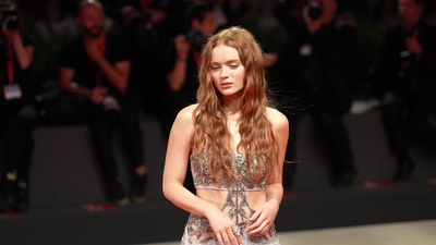 2022-09-04_-_Venice_2022_-_The_Whale_Premiere_NEW_28229_mov4652.jpg