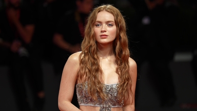 2022-09-04_-_Venice_2022_-_The_Whale_Premiere_NEW_28229_mov4655.jpg