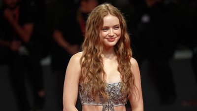 2022-09-04_-_Venice_2022_-_The_Whale_Premiere_NEW_28229_mov4658.jpg