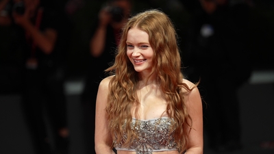 2022-09-04_-_Venice_2022_-_The_Whale_Premiere_NEW_28229_mov4666.jpg