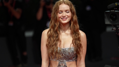 2022-09-04_-_Venice_2022_-_The_Whale_Premiere_NEW_28229_mov4670.jpg