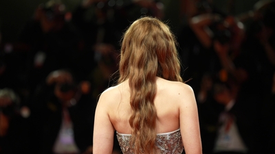 2022-09-04_-_Venice_2022_-_The_Whale_Premiere_NEW_28329_mov4672.jpg