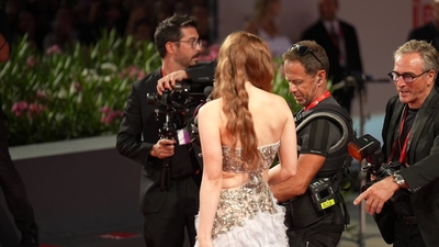 2022-09-04_-_Venice_2022_-_The_Whale_Premiere_NEW_28429_mov4687.jpg