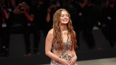 2022-09-04_-_Venice_2022_-_The_Whale_Premiere_NEW_28629_mov4735.jpg
