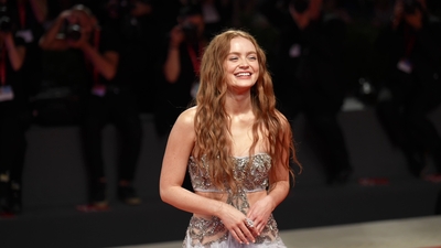 2022-09-04_-_Venice_2022_-_The_Whale_Premiere_NEW_28629_mov4736.jpg
