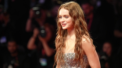 2022-09-04_-_Venice_2022_-_The_Whale_Premiere_NEW_28829_mov4767.jpg