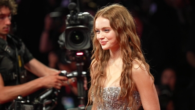 2022-09-04_-_Venice_2022_-_The_Whale_Premiere_NEW_28829_mov4770.jpg