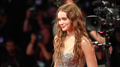 2022-09-04_-_Venice_2022_-_The_Whale_Premiere_NEW_28829_mov4772.jpg