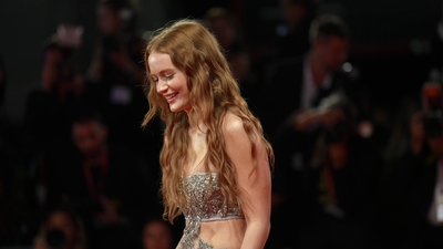 2022-09-04_-_Venice_2022_-_The_Whale_Premiere_NEW_28929_mov4790.jpg