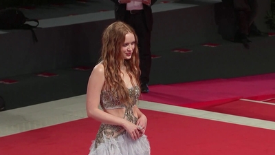 2022-09-04_-_Venice_2022_-_The_Whale_Premiere_2_mp40383.jpg