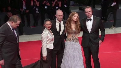 2022-09-04_-_Venice_2022_-_The_Whale_Premiere_2_mp40599.jpg