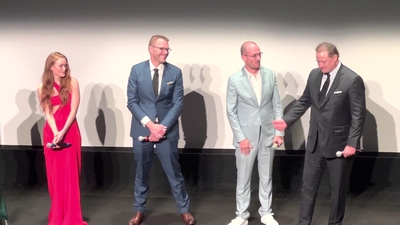 2022-09-11_-_TIFF_2022_-_The_Whale_Premiere_mp40070.jpg