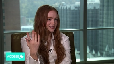 2022-11-03_-_Access_Hollywood_-_Dear_Zoe_Interview_mp45950.jpg