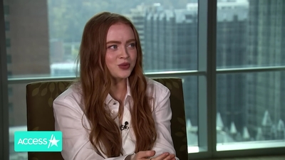 2022-11-03_-_Access_Hollywood_-_Dear_Zoe_Interview_mp46008.jpg