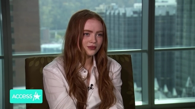 2022-11-03_-_Access_Hollywood_-_Dear_Zoe_Interview_mp46153.jpg