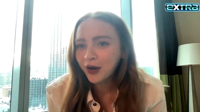 2022-11-03_-_extratv_-_Dear_Zoe_Interview_mp46432.jpg