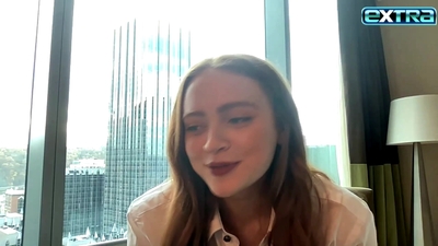 2022-11-03_-_extratv_-_Dear_Zoe_Interview_mp46446.jpg