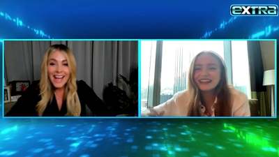 2022-11-03_-_extratv_-_Dear_Zoe_Interview_mp46495.jpg