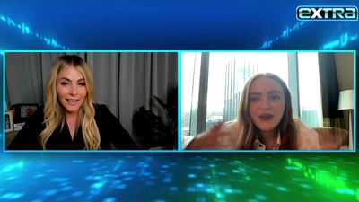 2022-11-03_-_extratv_-_Dear_Zoe_Interview_mp46530.jpg