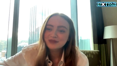 2022-11-03_-_extratv_-_Dear_Zoe_Interview_mp46534.jpg