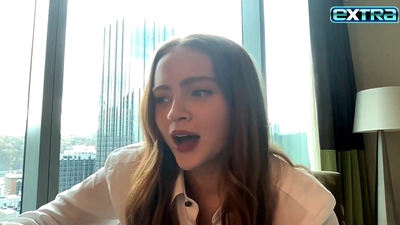2022-11-03_-_extratv_-_Dear_Zoe_Interview_mp46567.jpg