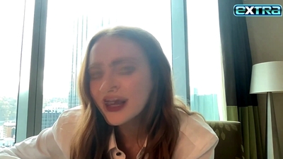 2022-11-03_-_extratv_-_Dear_Zoe_Interview_mp46584.jpg