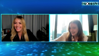 2022-11-03_-_extratv_-_Dear_Zoe_Interview_mp46629.jpg