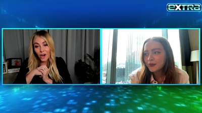2022-11-03_-_extratv_-_Dear_Zoe_Interview_mp46659.jpg