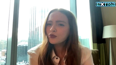 2022-11-03_-_extratv_-_Dear_Zoe_Interview_mp46671.jpg