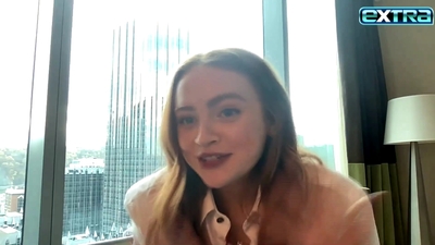 2022-11-03_-_extratv_-_Dear_Zoe_Interview_mp46683.jpg