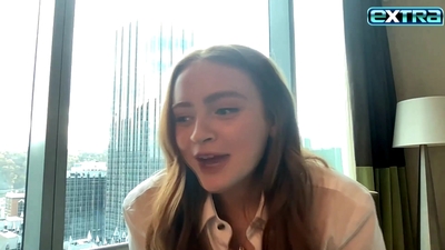 2022-11-03_-_extratv_-_Dear_Zoe_Interview_mp46684.jpg