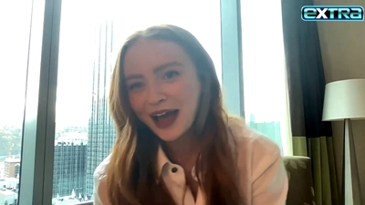 2022-11-03_-_extratv_-_Dear_Zoe_Interview_mp46732.jpg