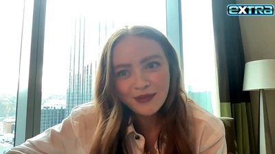 2022-11-03_-_extratv_-_Dear_Zoe_Interview_mp46750.jpg