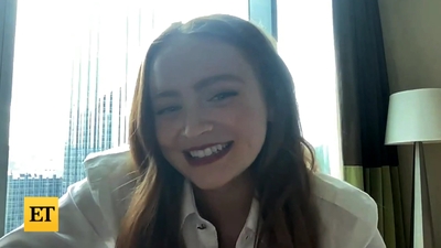 2022-11-05_-_Entertainment_Tonight_-_Dear_Zoe_Interview_mp46819.jpg