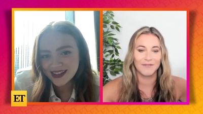 2022-11-05_-_Entertainment_Tonight_-_Dear_Zoe_Interview_mp46852.jpg