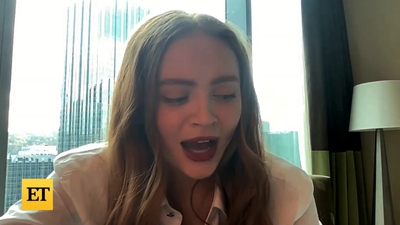 2022-11-05_-_Entertainment_Tonight_-_Dear_Zoe_Interview_mp46921.jpg