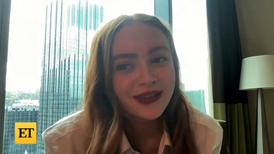 2022-11-05_-_Entertainment_Tonight_-_Dear_Zoe_Interview_mp46930.jpg