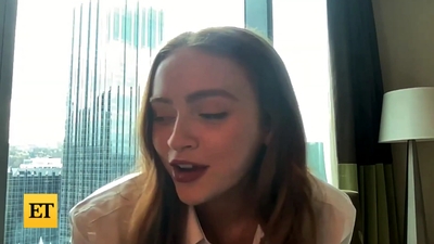 2022-11-05_-_Entertainment_Tonight_-_Dear_Zoe_Interview_mp46931.jpg