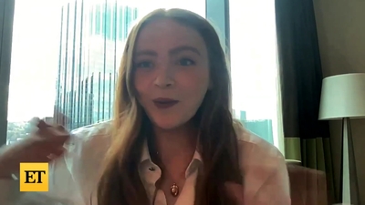 2022-11-05_-_Entertainment_Tonight_-_Dear_Zoe_Interview_mp46974.jpg