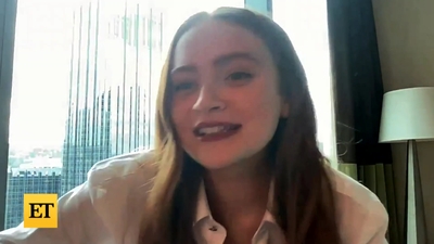 2022-11-05_-_Entertainment_Tonight_-_Dear_Zoe_Interview_mp46976.jpg