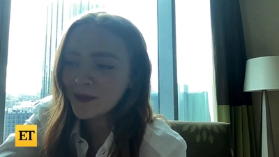 2022-11-05_-_Entertainment_Tonight_-_Dear_Zoe_Interview_mp46996.jpg