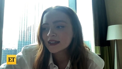 2022-11-05_-_Entertainment_Tonight_-_Dear_Zoe_Interview_mp47019.jpg