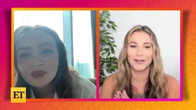 2022-11-05_-_Entertainment_Tonight_-_Dear_Zoe_Interview_mp47031.jpg