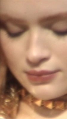2022-12_-_Lea_Winkler_for_LOfficiel_Winter_2022_video_1_mp40236.jpg