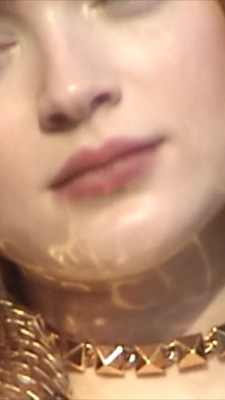 2022-12_-_Lea_Winkler_for_LOfficiel_Winter_2022_video_1_mp40239.jpg