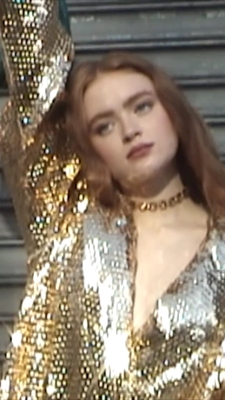2022-12_-_Lea_Winkler_for_LOfficiel_Winter_2022_video_1_mp40245.jpg