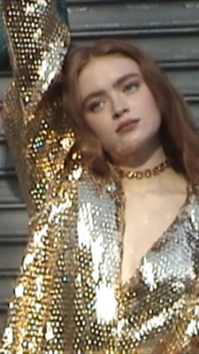 2022-12_-_Lea_Winkler_for_LOfficiel_Winter_2022_video_1_mp40246.jpg